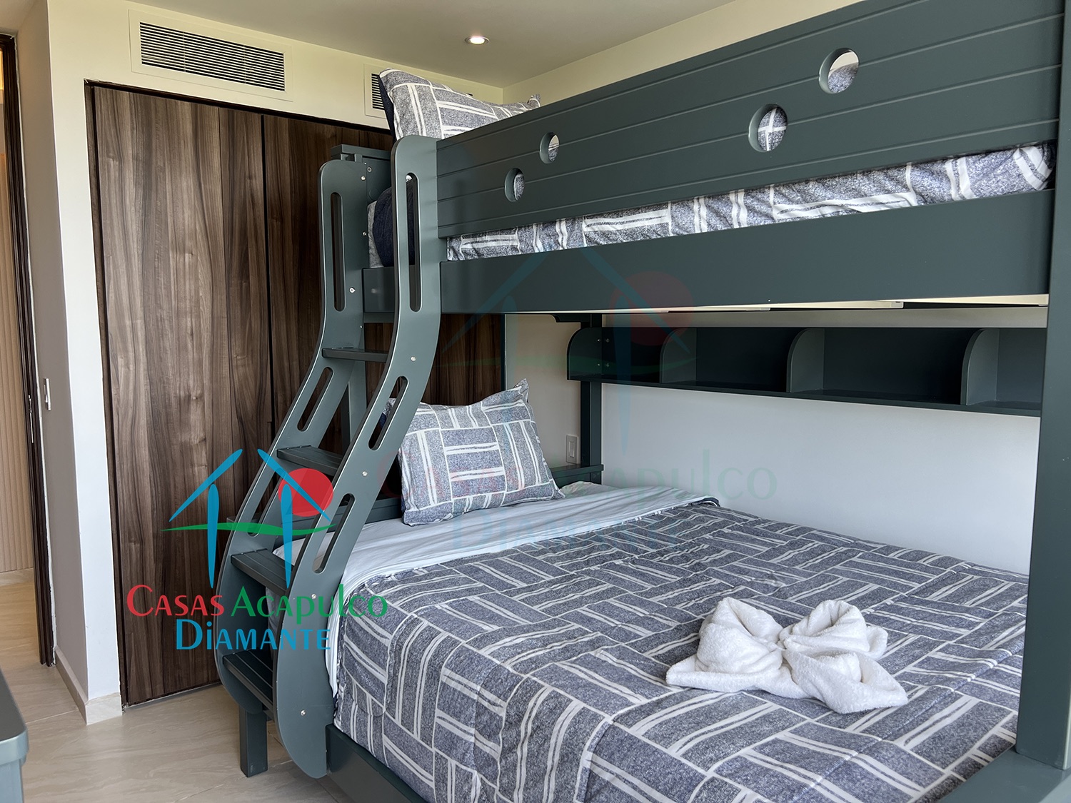 La Isla Emerald M8 - Recámara dos 2